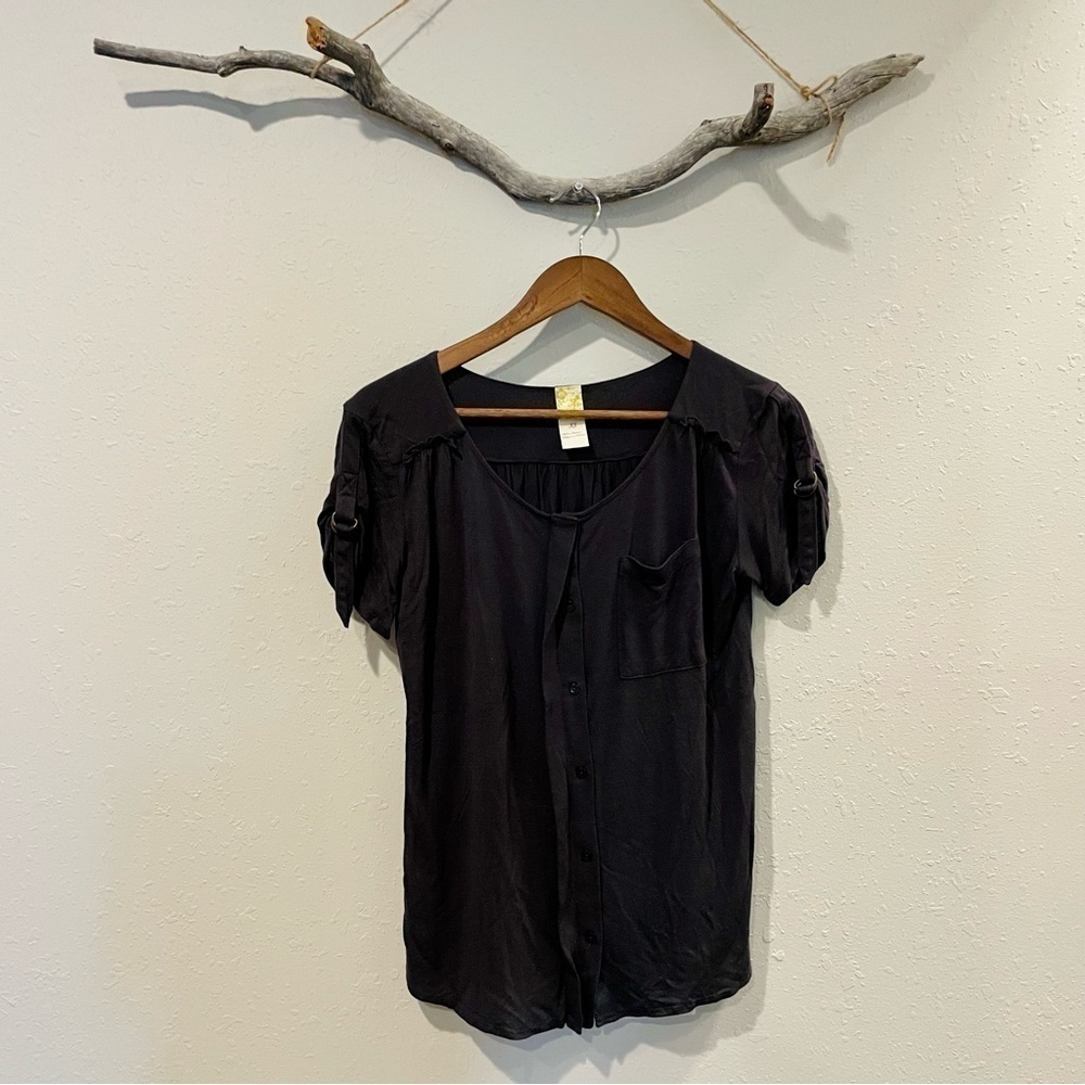 Anthropologie C Keer Button Front Tab Sleeve Blouse